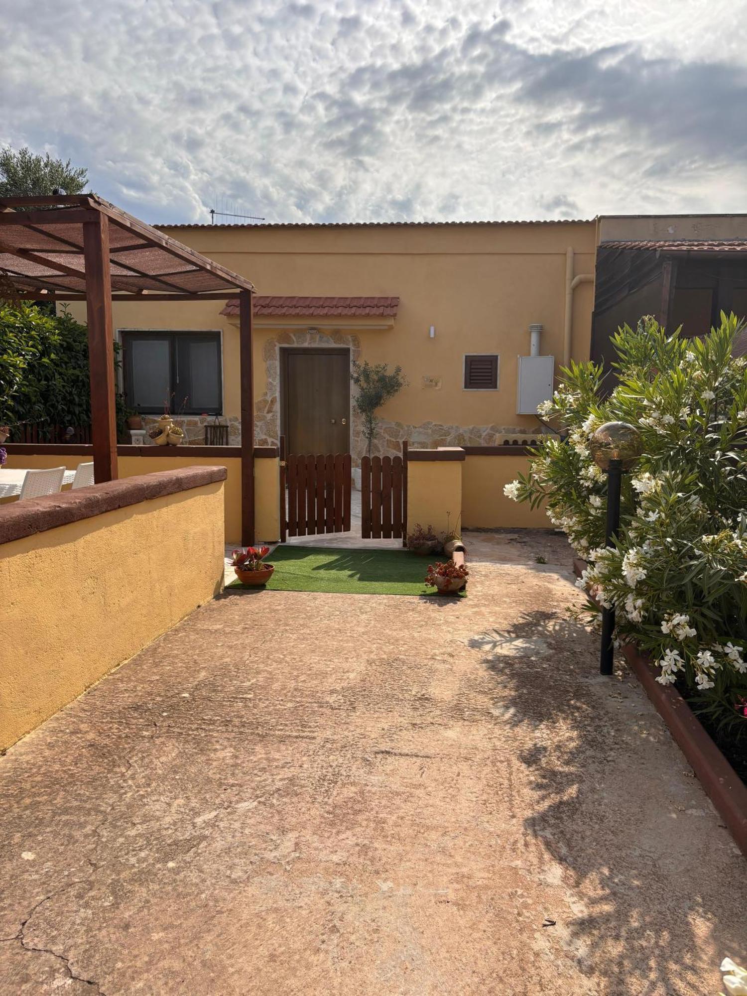 Mariella House Apartment Fasano Exterior photo